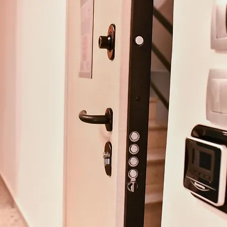 Comfy Dots 1 Apartment Larissa